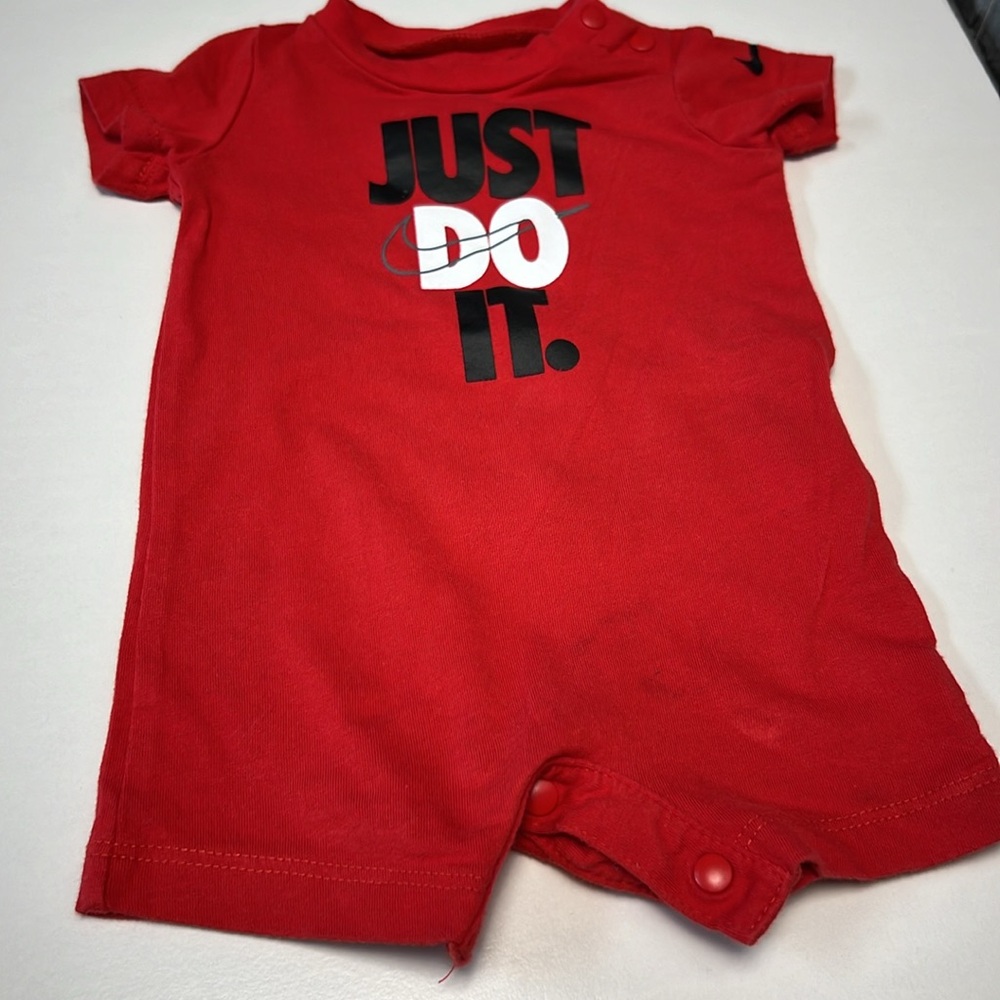 Nike romper‎ - Picture 2 of 7